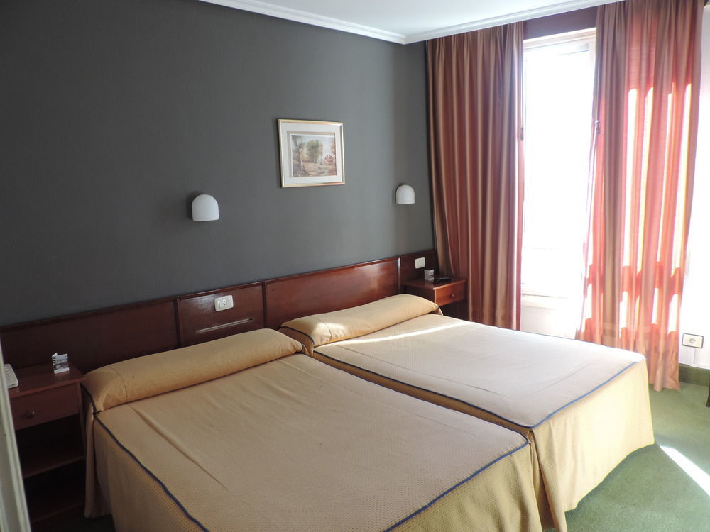 Hotel Junquera วิโก ภายนอก รูปภาพ